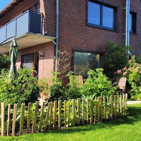 Ferienwohnung Leuchtturm - Haus Seeschwalbe Шилиг Екстериор снимка